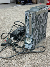 Load image into Gallery viewer, Xbox 360 Bundle Camo
