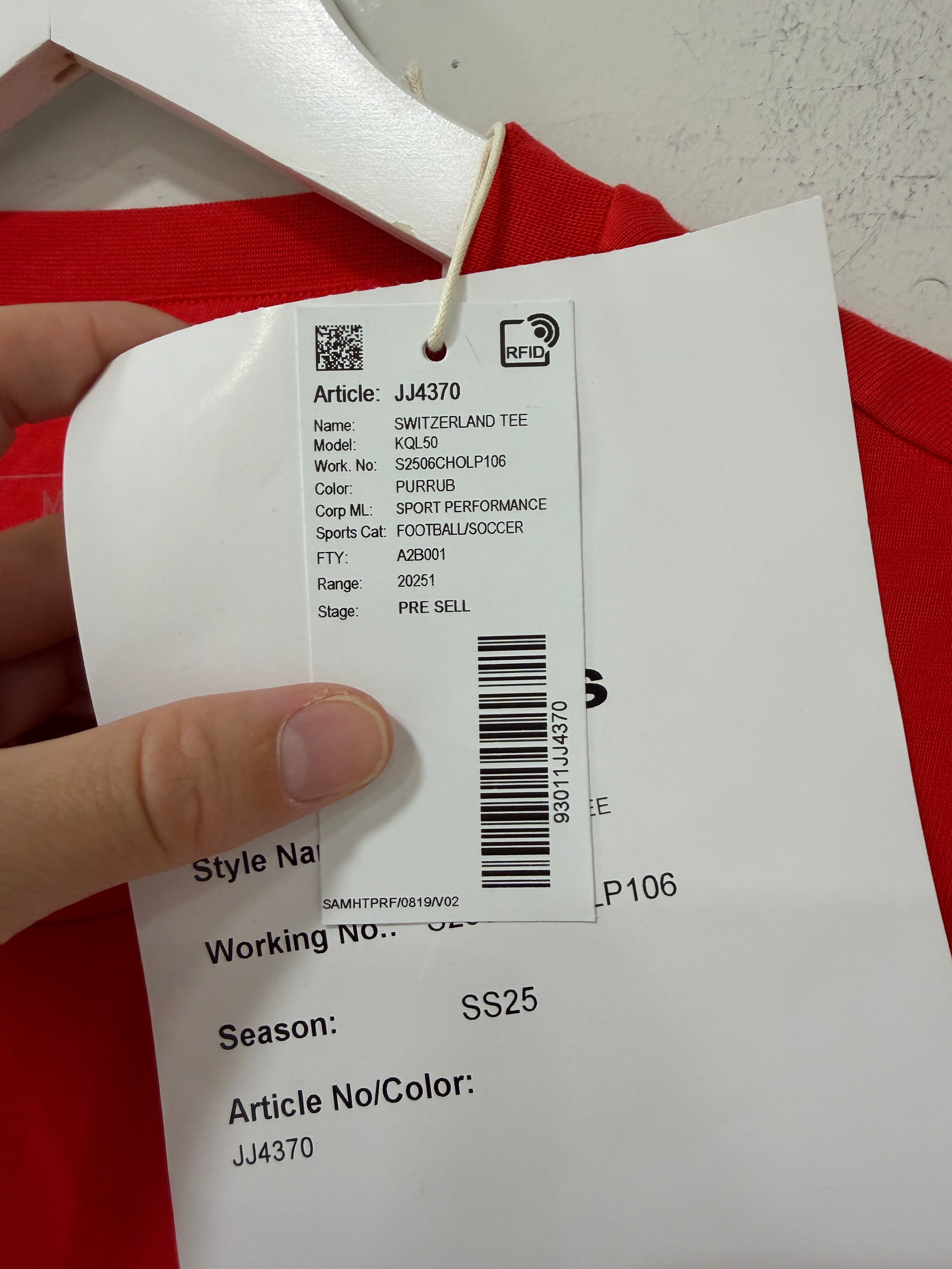 Adidas Switzerland Tee Mens Sample Sz Medium