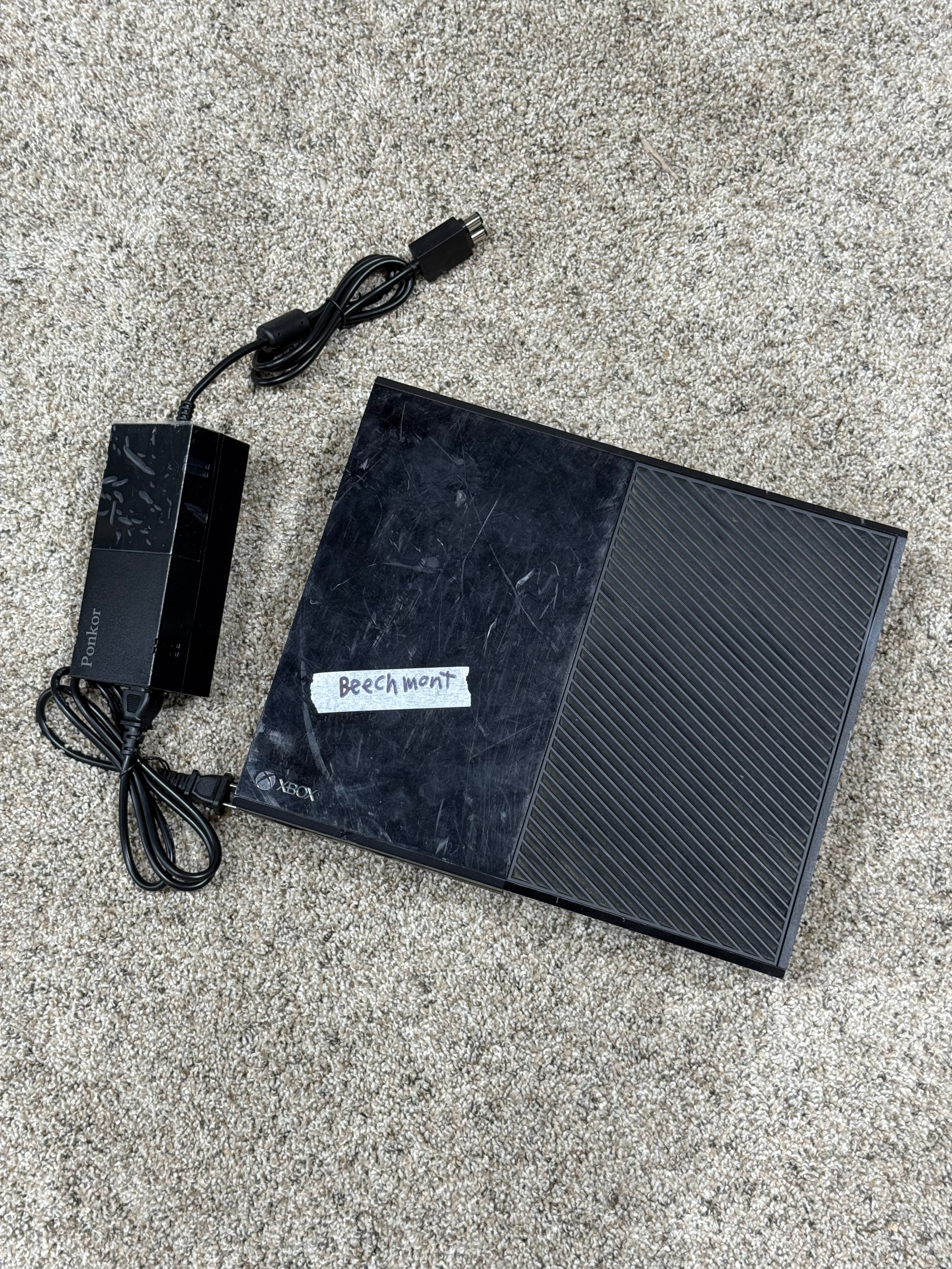 Xbox 1 With Powercable No Controller