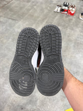 Load image into Gallery viewer, Nike Panda Dunk Sz W7.5
