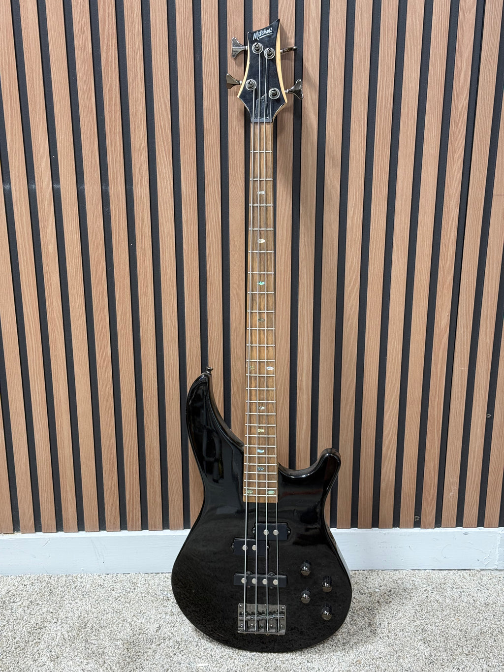 Mitchell Bass Guitar Black