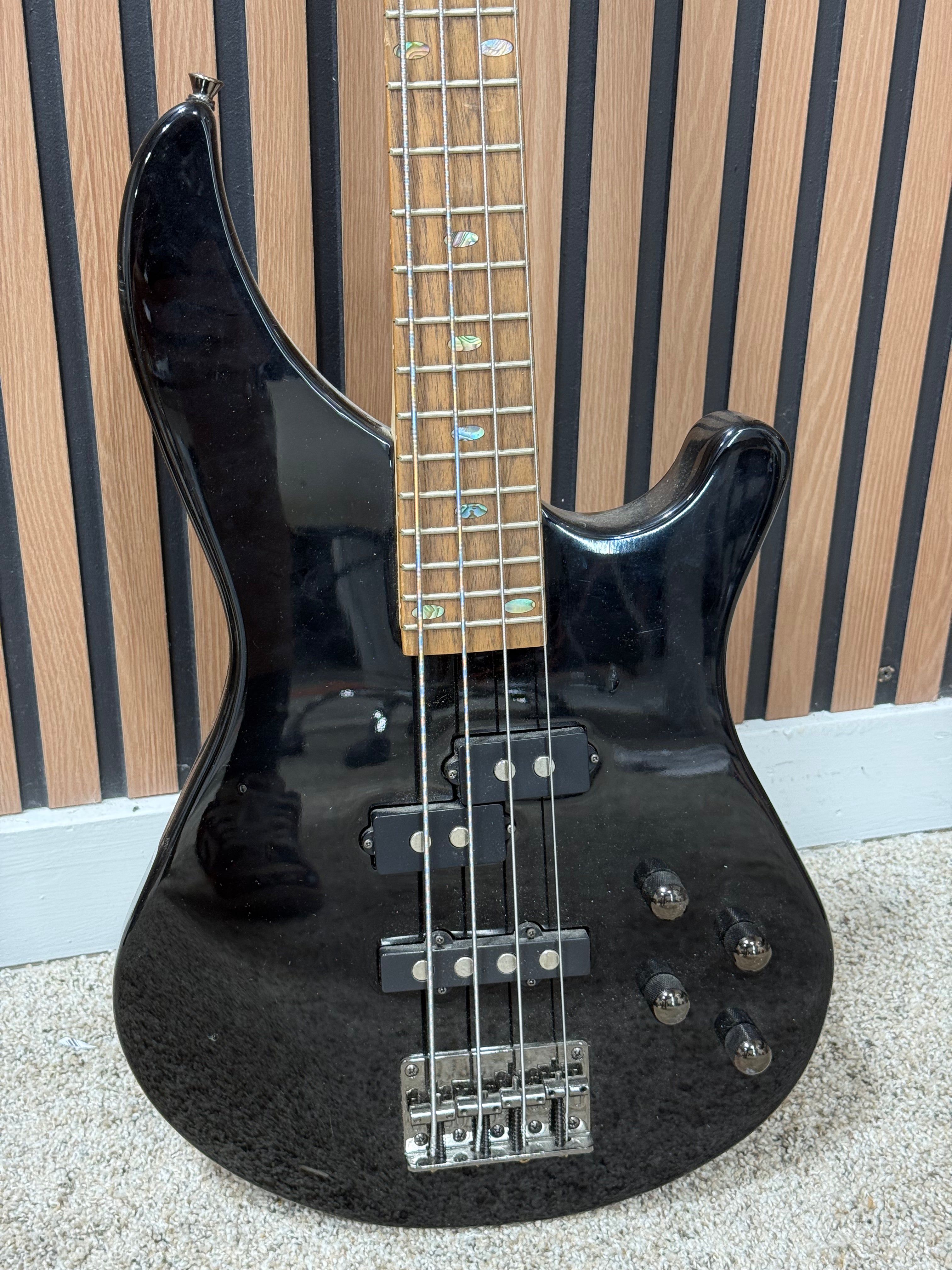 Mitchell Bass Guitar Black