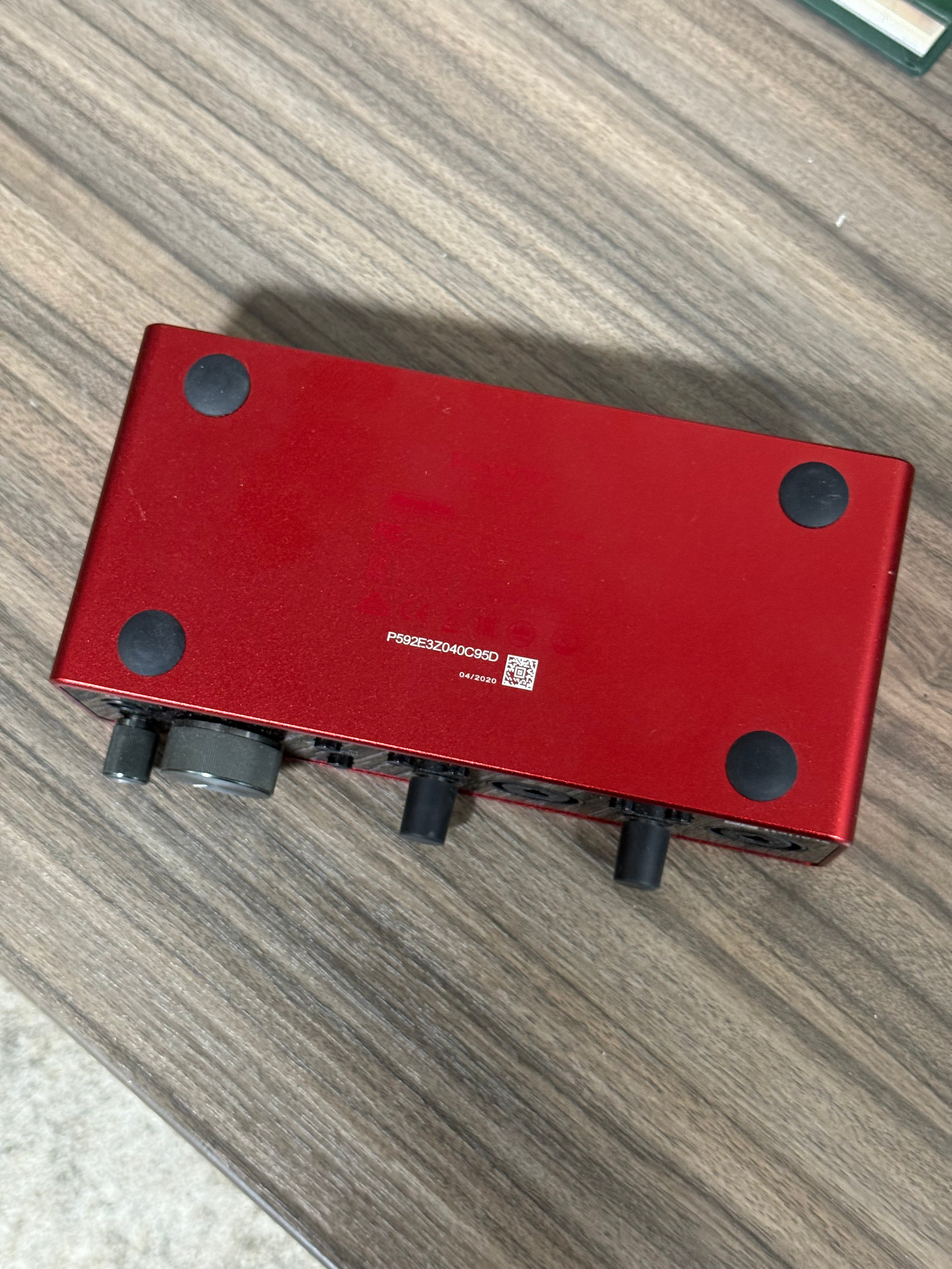 Focusrite Scarlett 2i2 3rd Gen. 2-Channel USB Audio Interface - MOSC0025