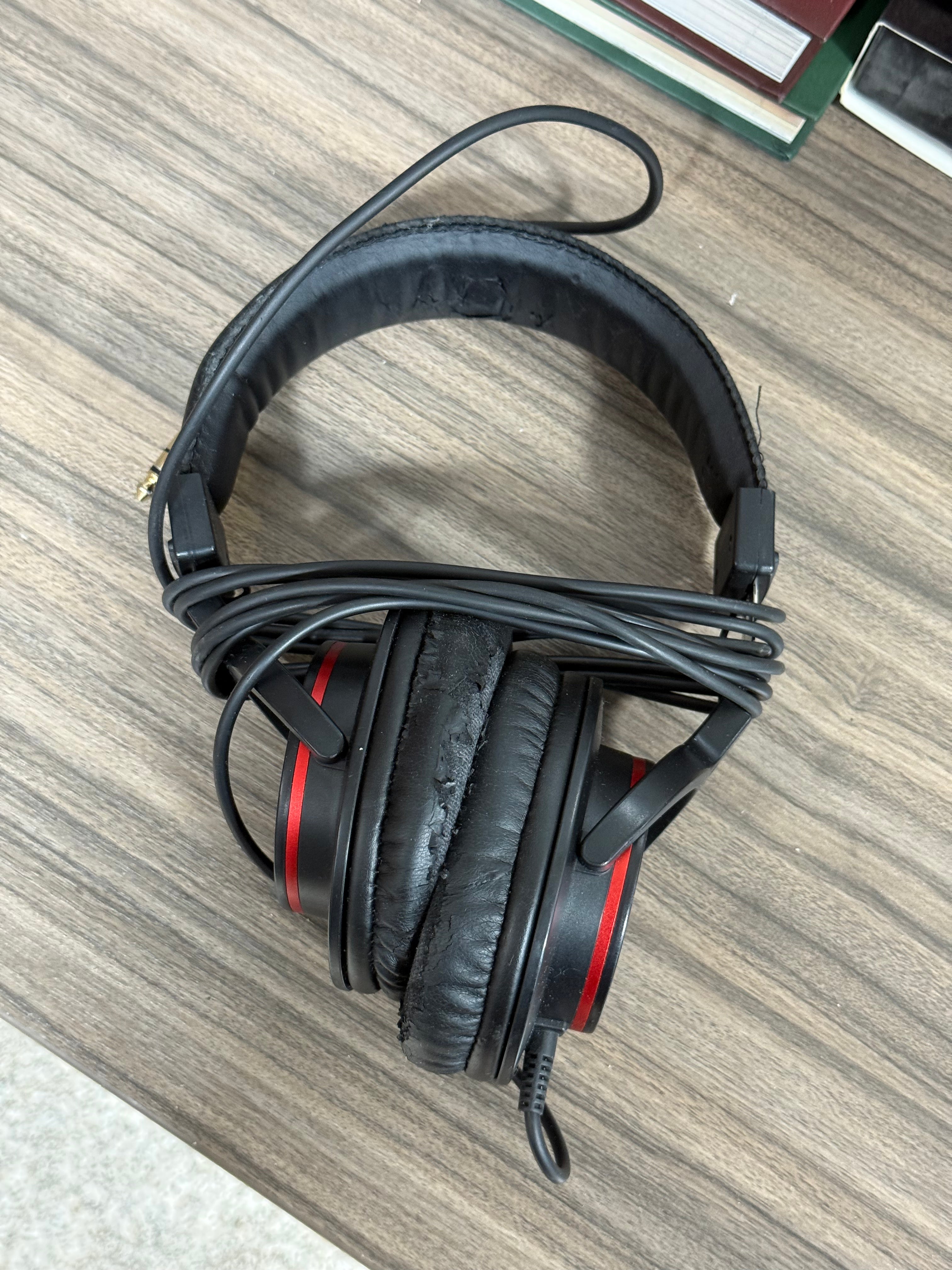 Scarlett Studio HP60 MKIII Headphones