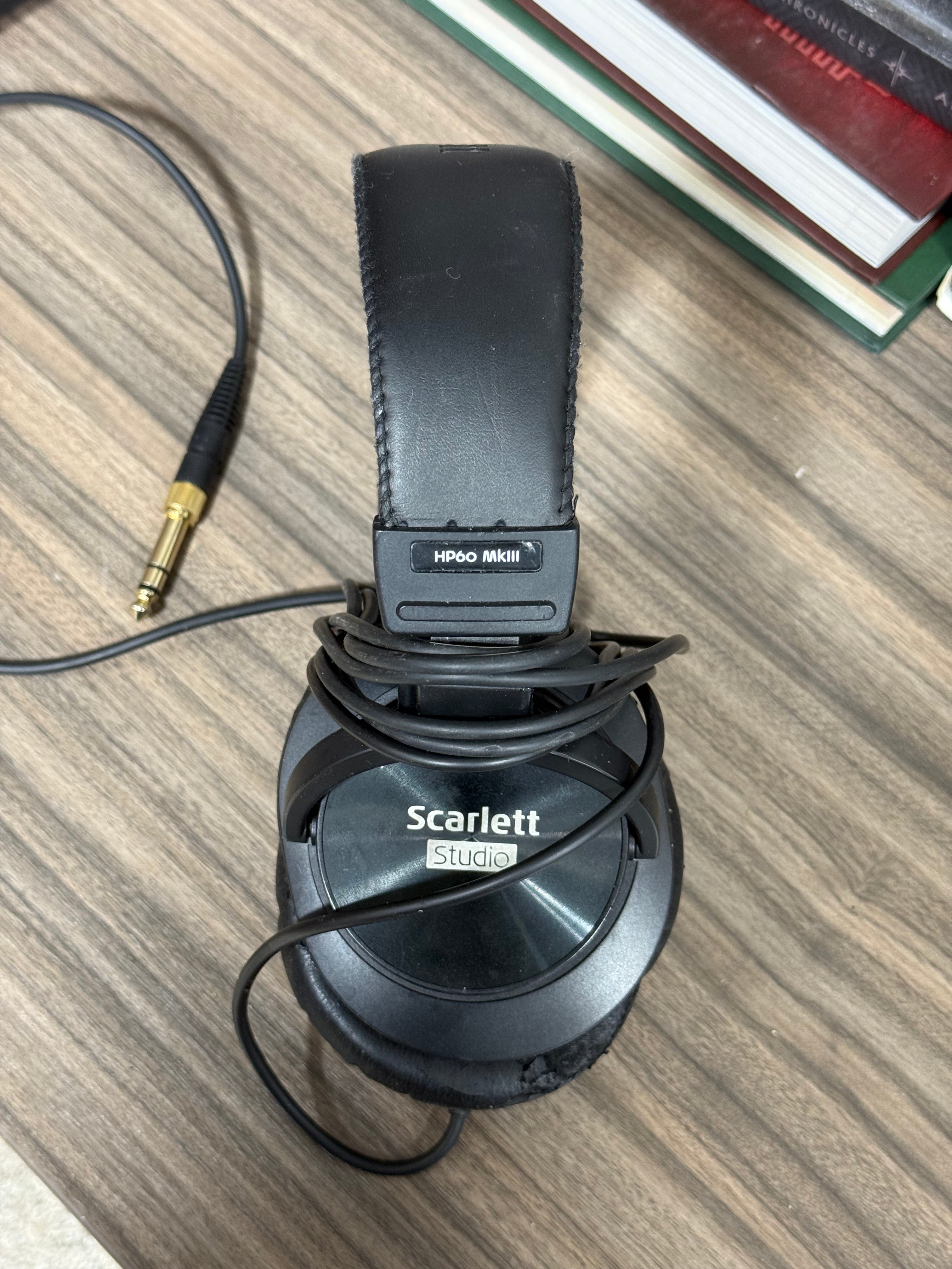 Scarlett Studio HP60 MKIII Headphones