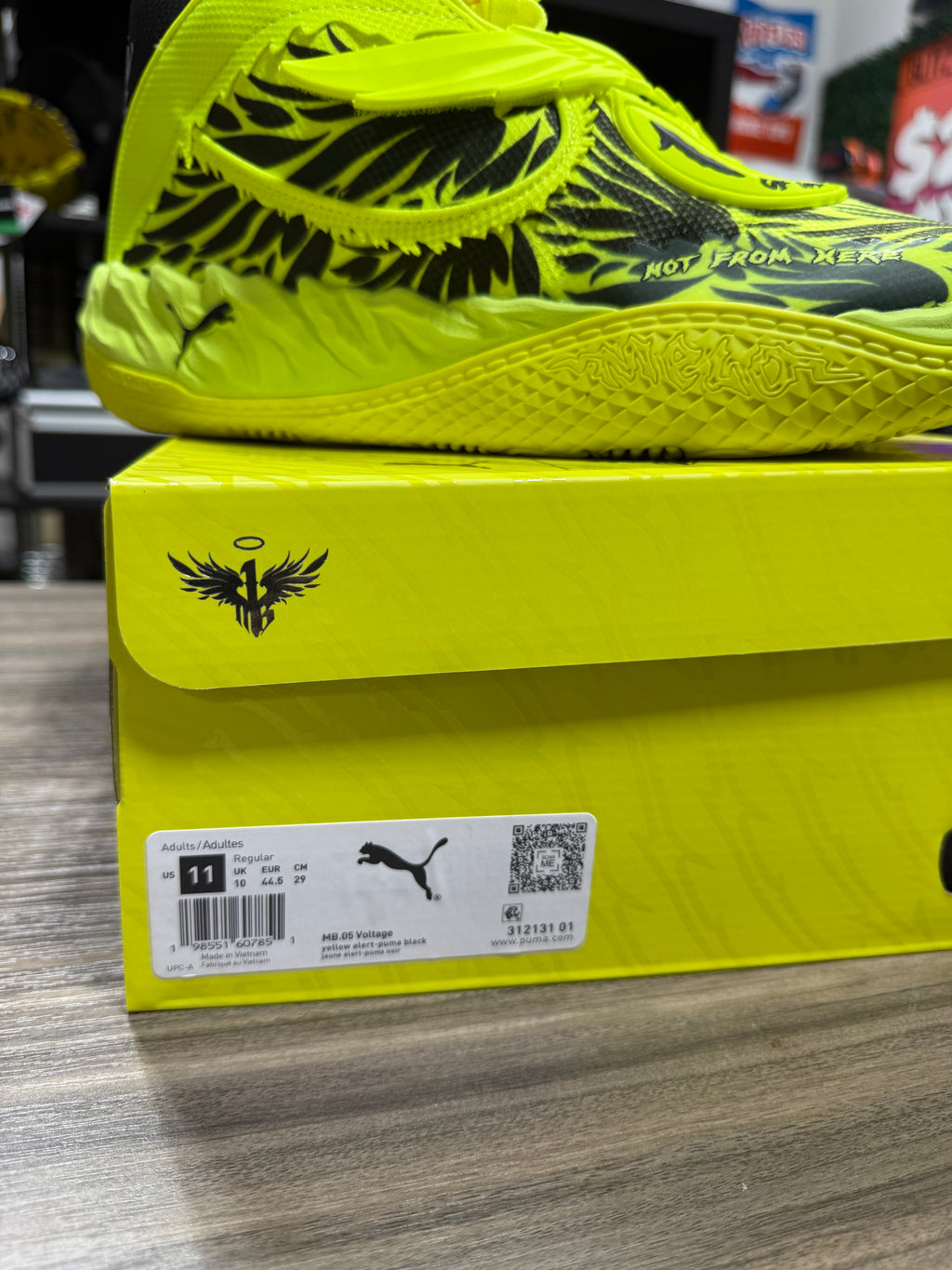 Puma LaMelo Ball MB.05 Voltage Sz 11