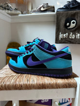 Load image into Gallery viewer, Nike SB Dunk Low &quot;Skeletor&quot; Sz 10.5
