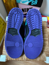 Load image into Gallery viewer, Nike SB Dunk Low &quot;Skeletor&quot; Sz 10.5
