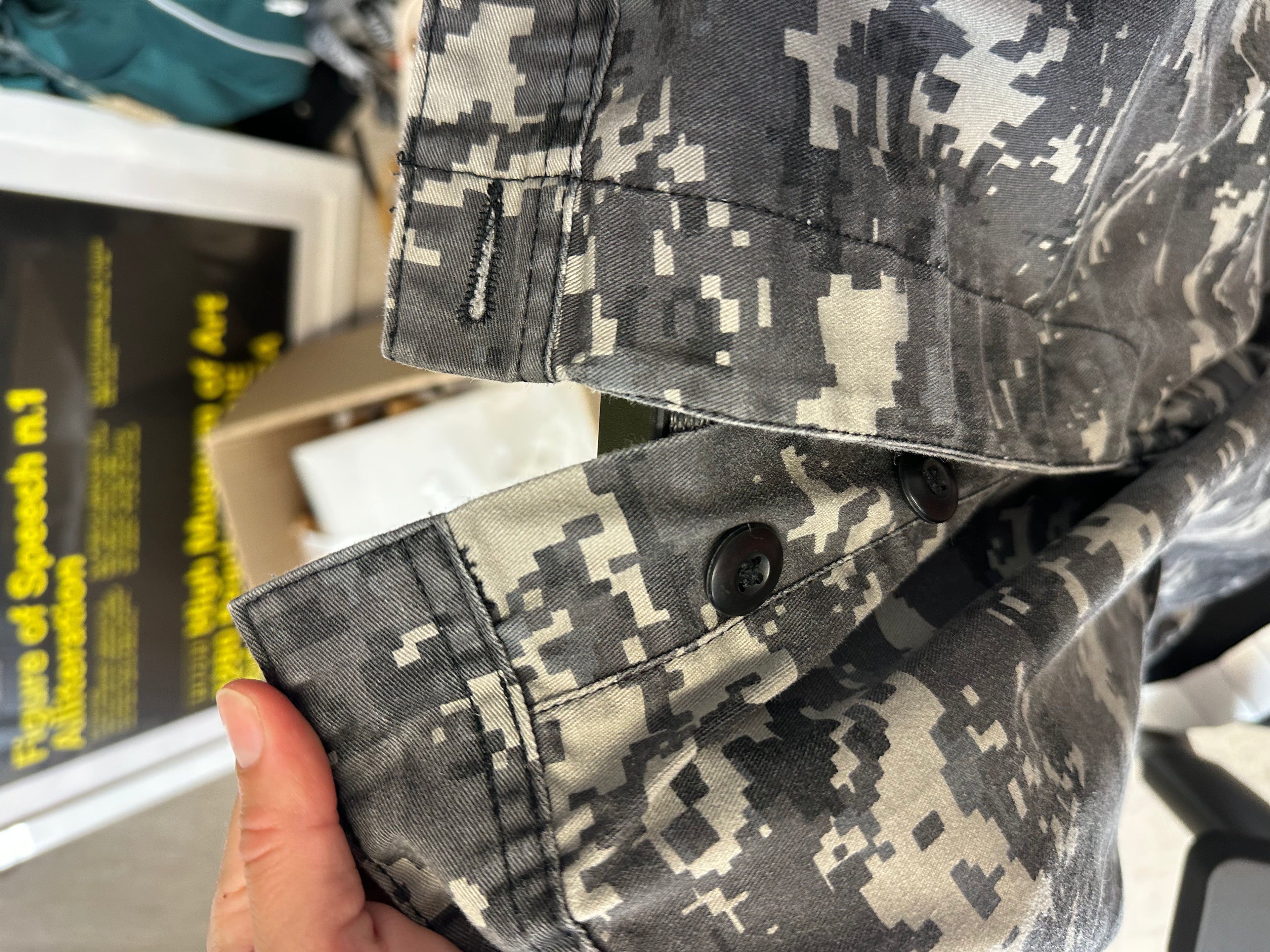 Camouflage cargo/utility trousers men's sz XL