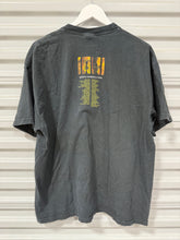 Load image into Gallery viewer, Vintage Pearl Jam T-Shirt Sz XL
