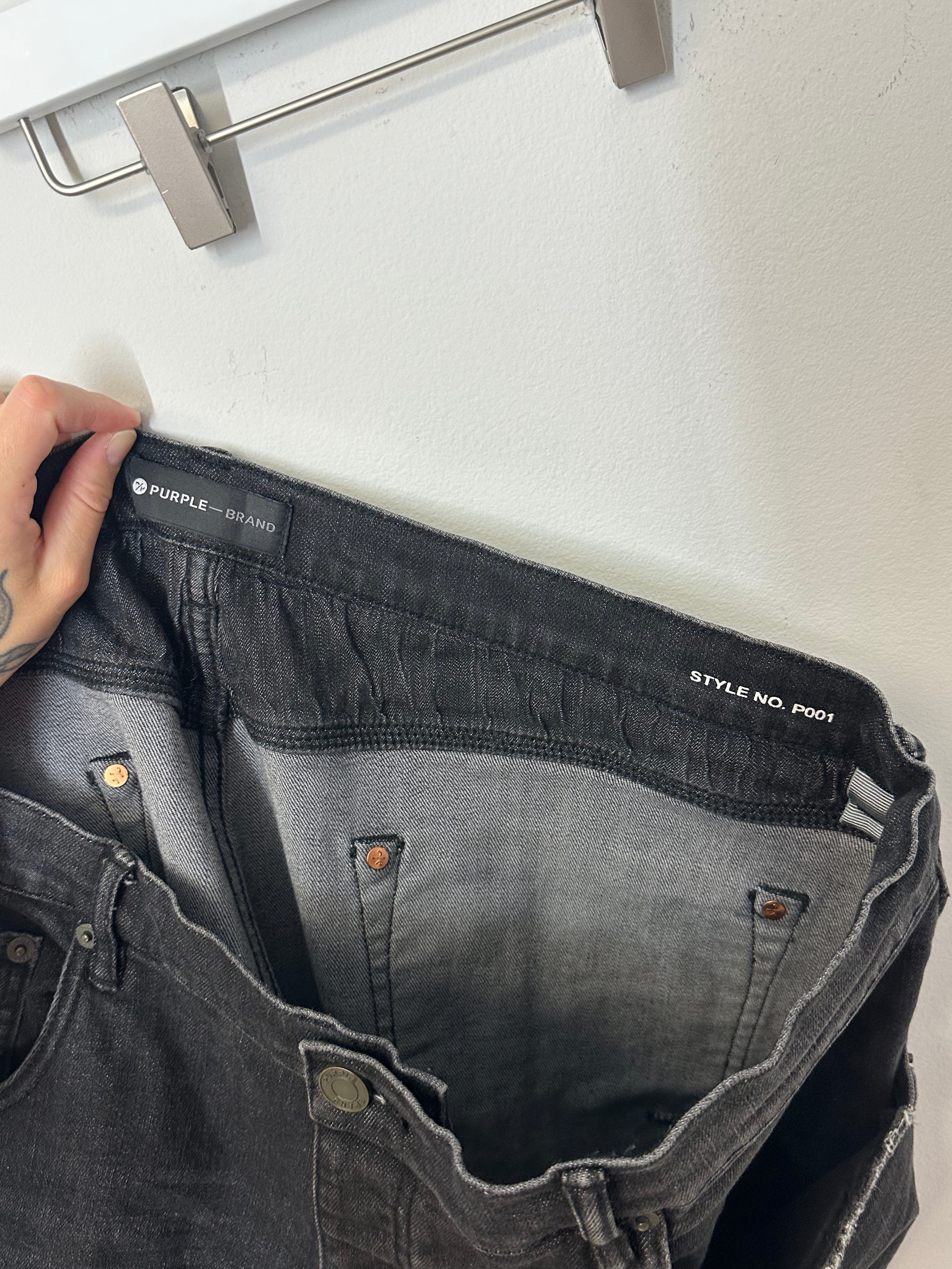 NEW Purple Brand men's jeans in Style No. P001 (Slim Fit Low Rise with Slim Leg) sz 40