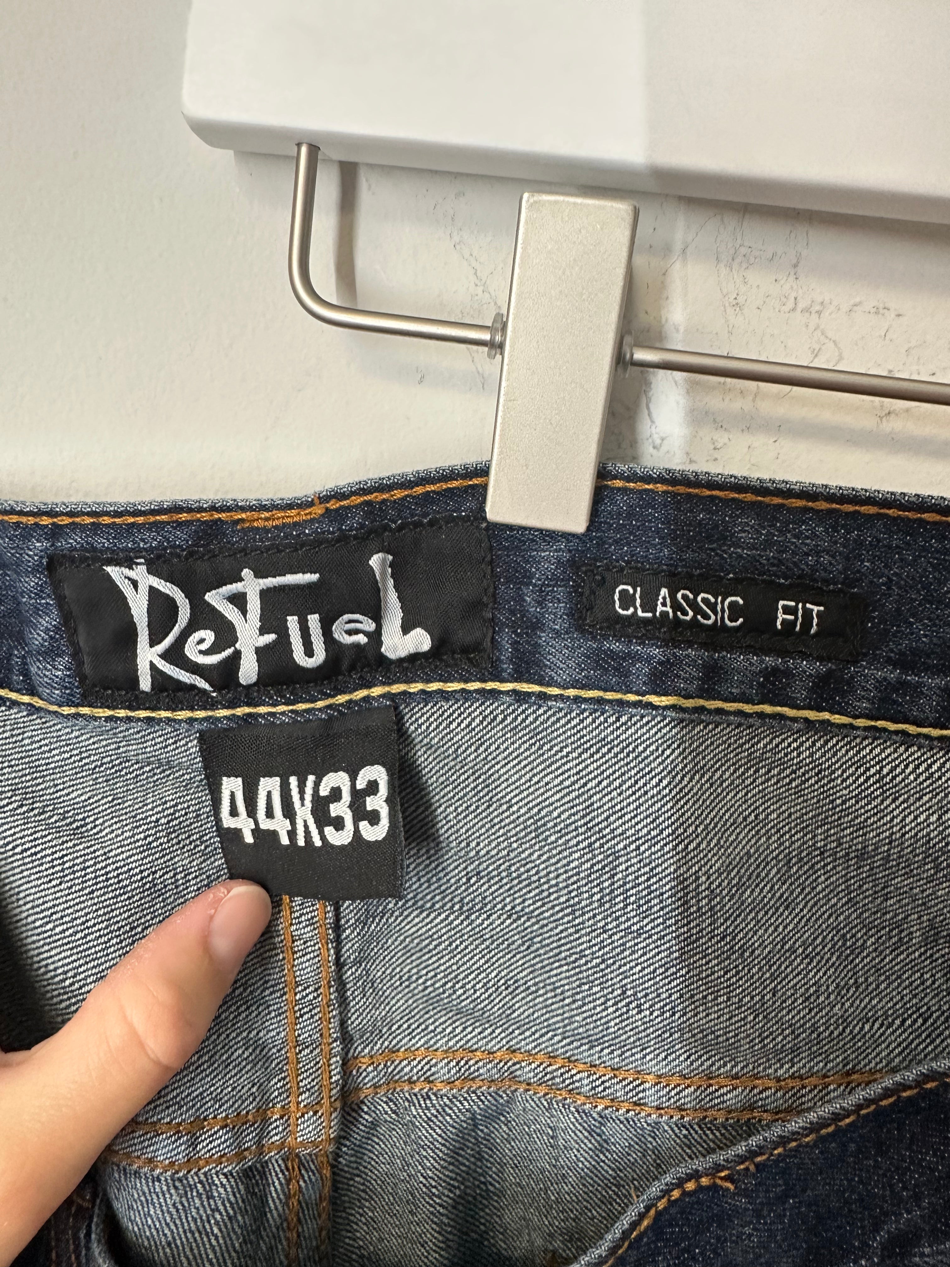 Refuel Classic Fit dark denim jeans men's sz 44x33