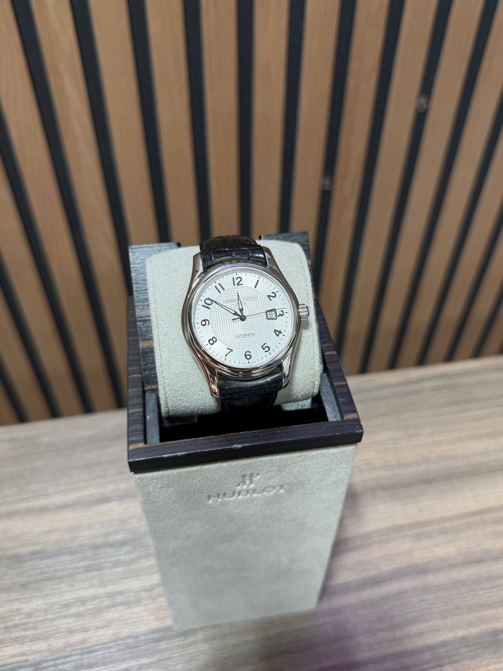 Frederique Constant Runabout 43mm FC-303XR6B4/6 White Dial (FC-303XR6B4/6)