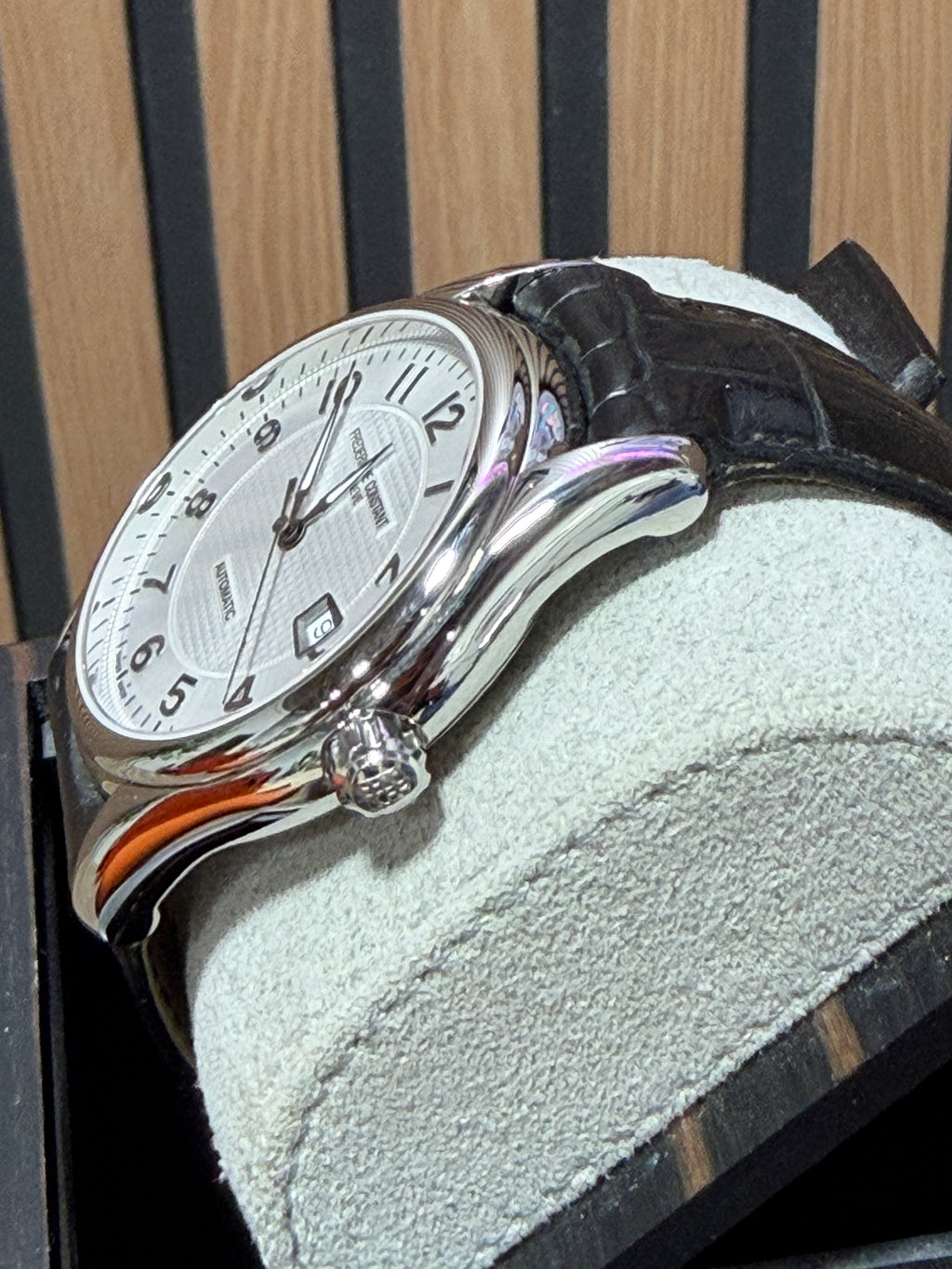 Frederique Constant Runabout 43mm FC-303XR6B4/6 White Dial (FC-303XR6B4/6)