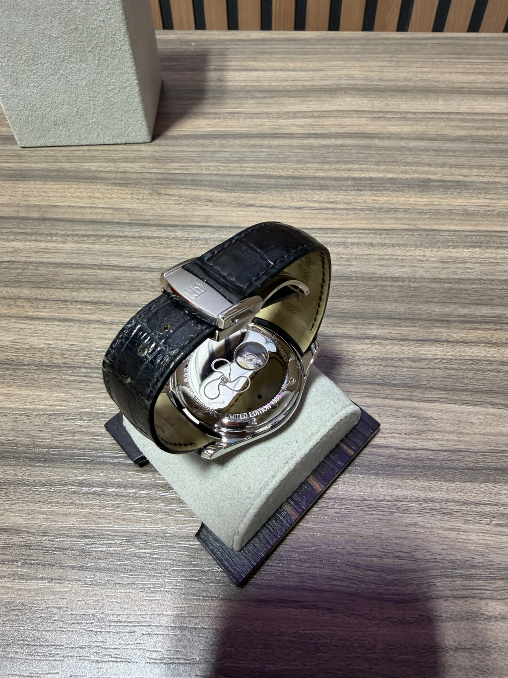 Frederique Constant Runabout 43mm FC-303XR6B4/6 White Dial (FC-303XR6B4/6)