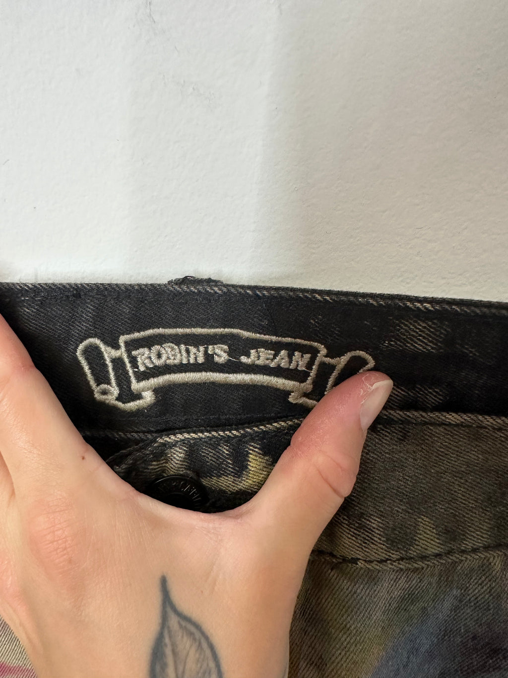 Robin's Jean tie-dye jeans with studded crystal embellishments men's sz 42