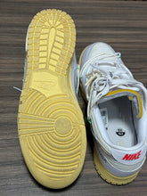 Load image into Gallery viewer, Off White x Nike Dunk Low Lot 1 Sz 10.5 No Box
