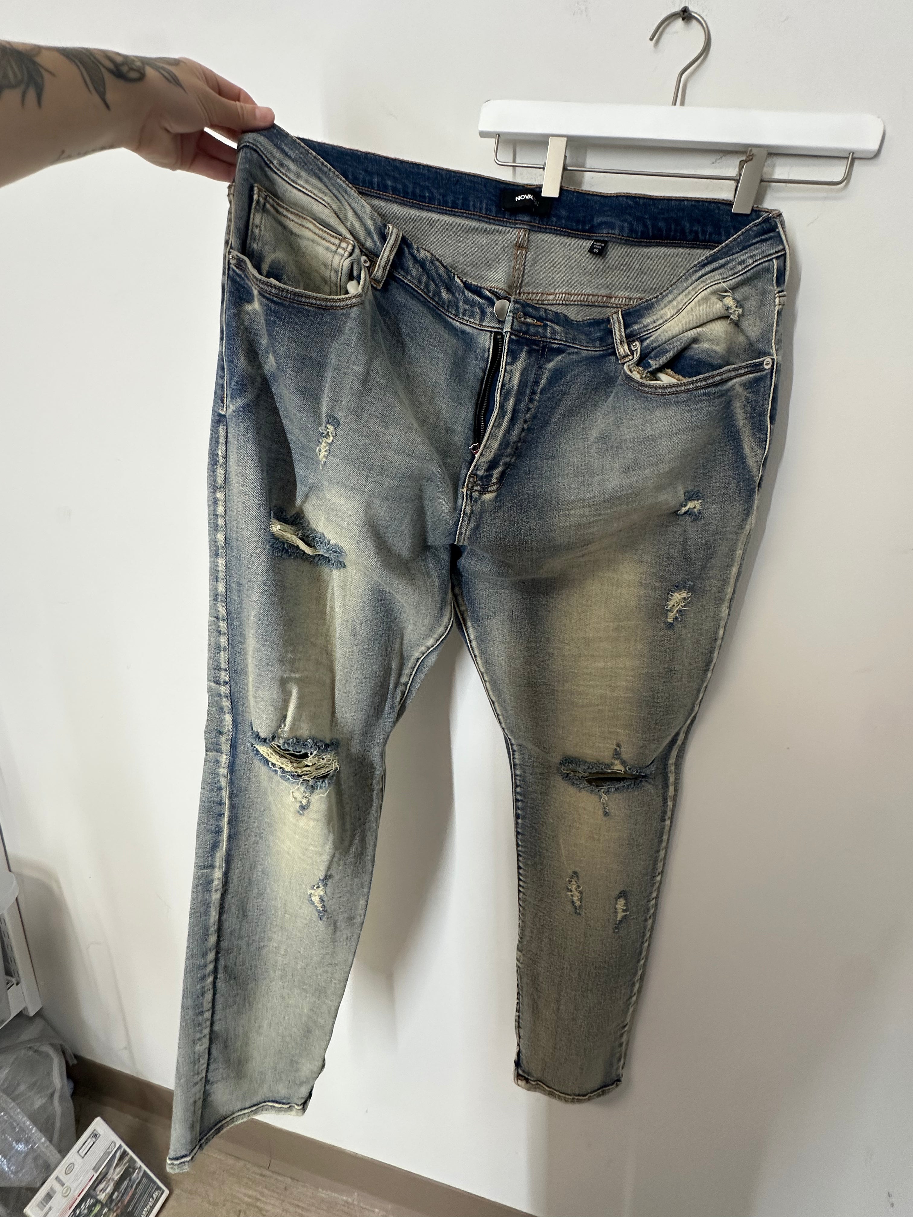 Novamen blue vintage-wash distressed skinny jeans men's sz 40