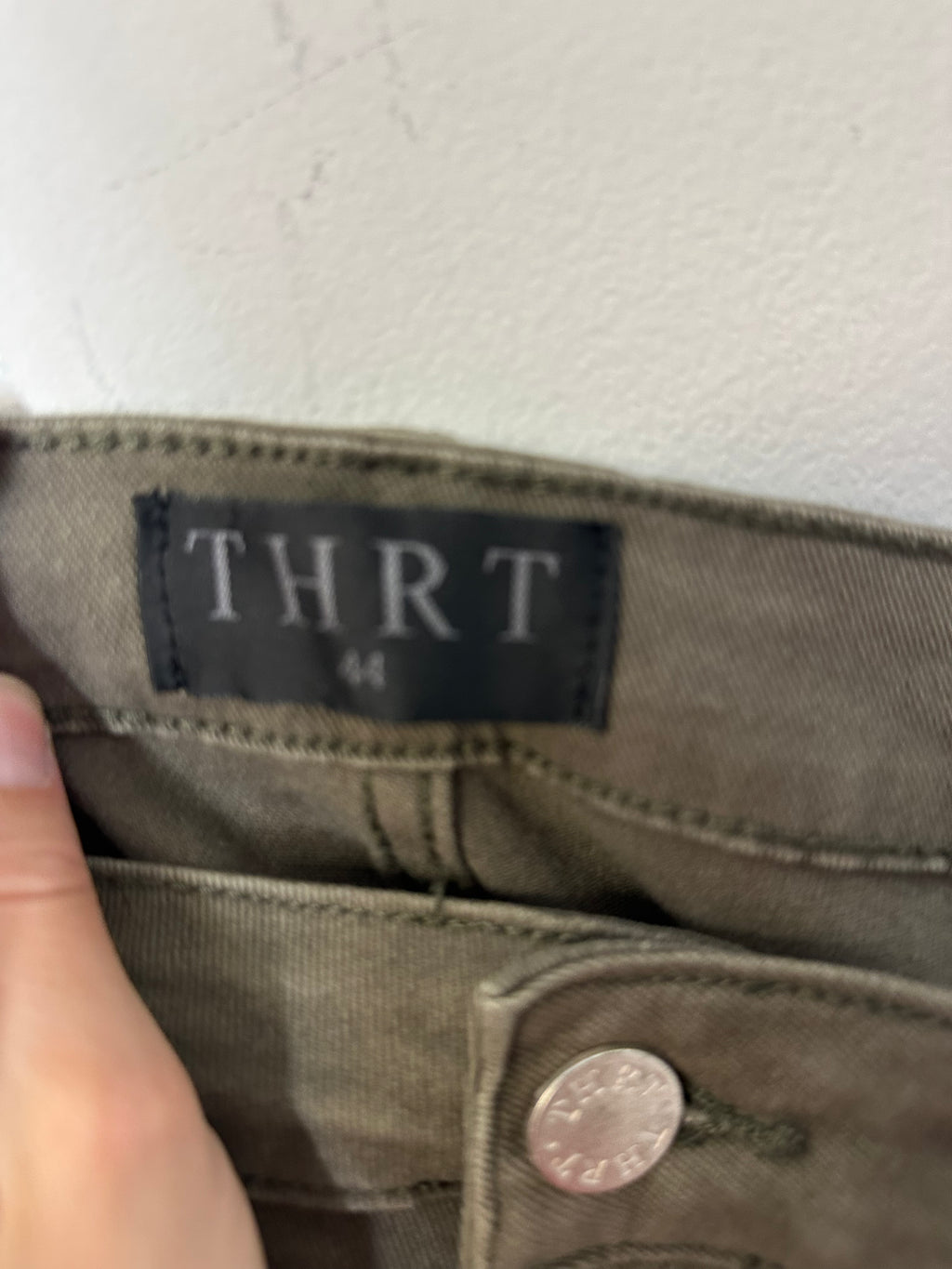 THRT olive green utility cargo pants men's sz 44