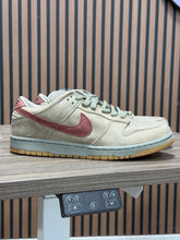 Load image into Gallery viewer, Nike SB Dunk Low Grits Sz 10.5 No Box

