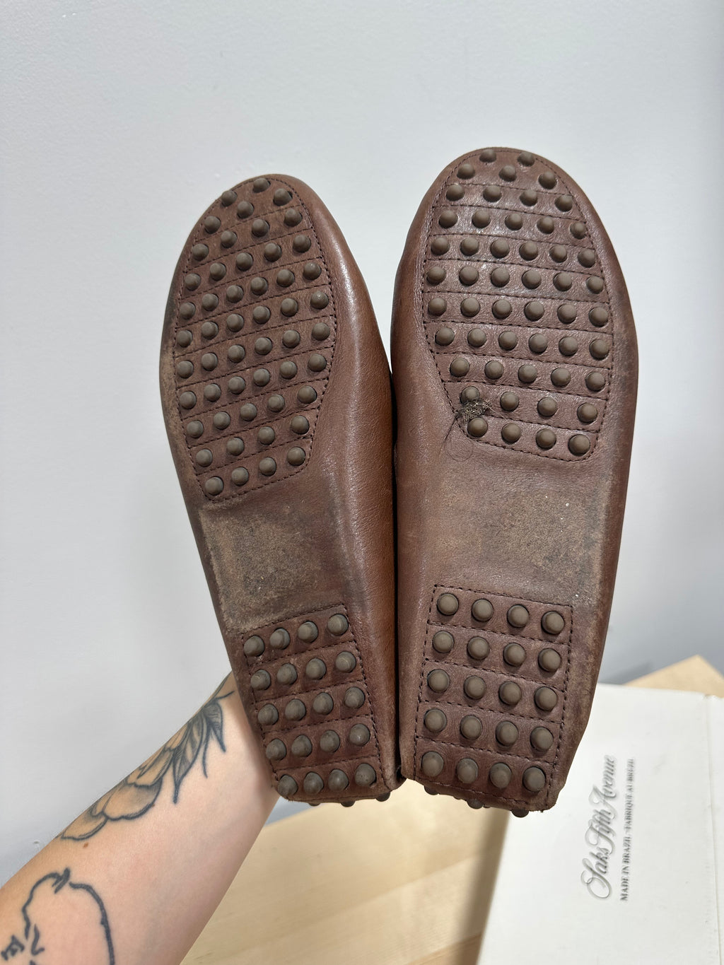 Saks Fifth Avenue brwn leather penny-style driving loafers men's sz 12