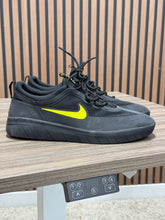 Load image into Gallery viewer, Nyjah Free 2 Black/Neon Sz 10.5 No Box
