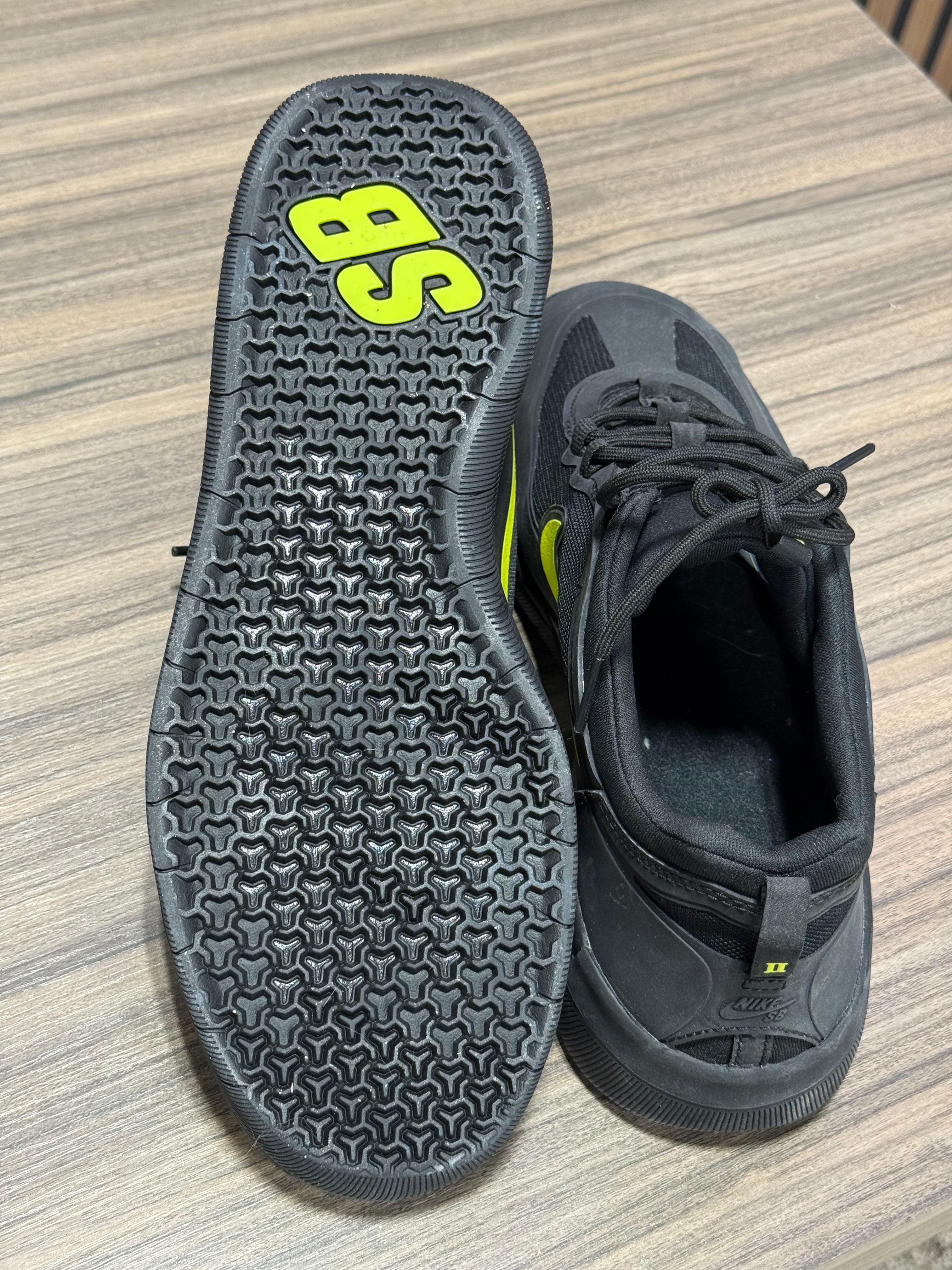 Nyjah Free 2 Black/Neon Sz 10.5 No Box