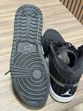 Load image into Gallery viewer, Jordan 1 Retro Barons - Away 2008 Sz 10.5 No Box

