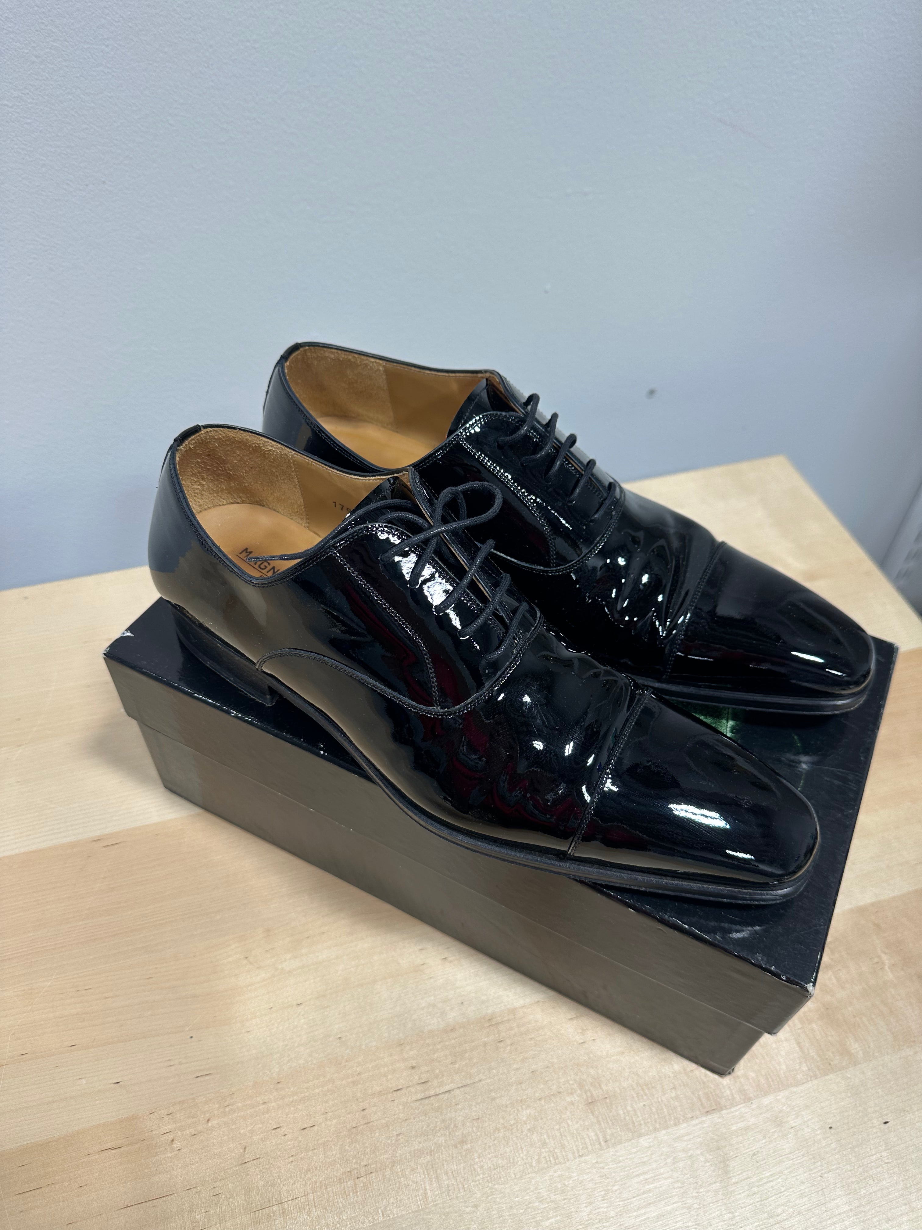 Magnanni black dress shoes men's sz 12
