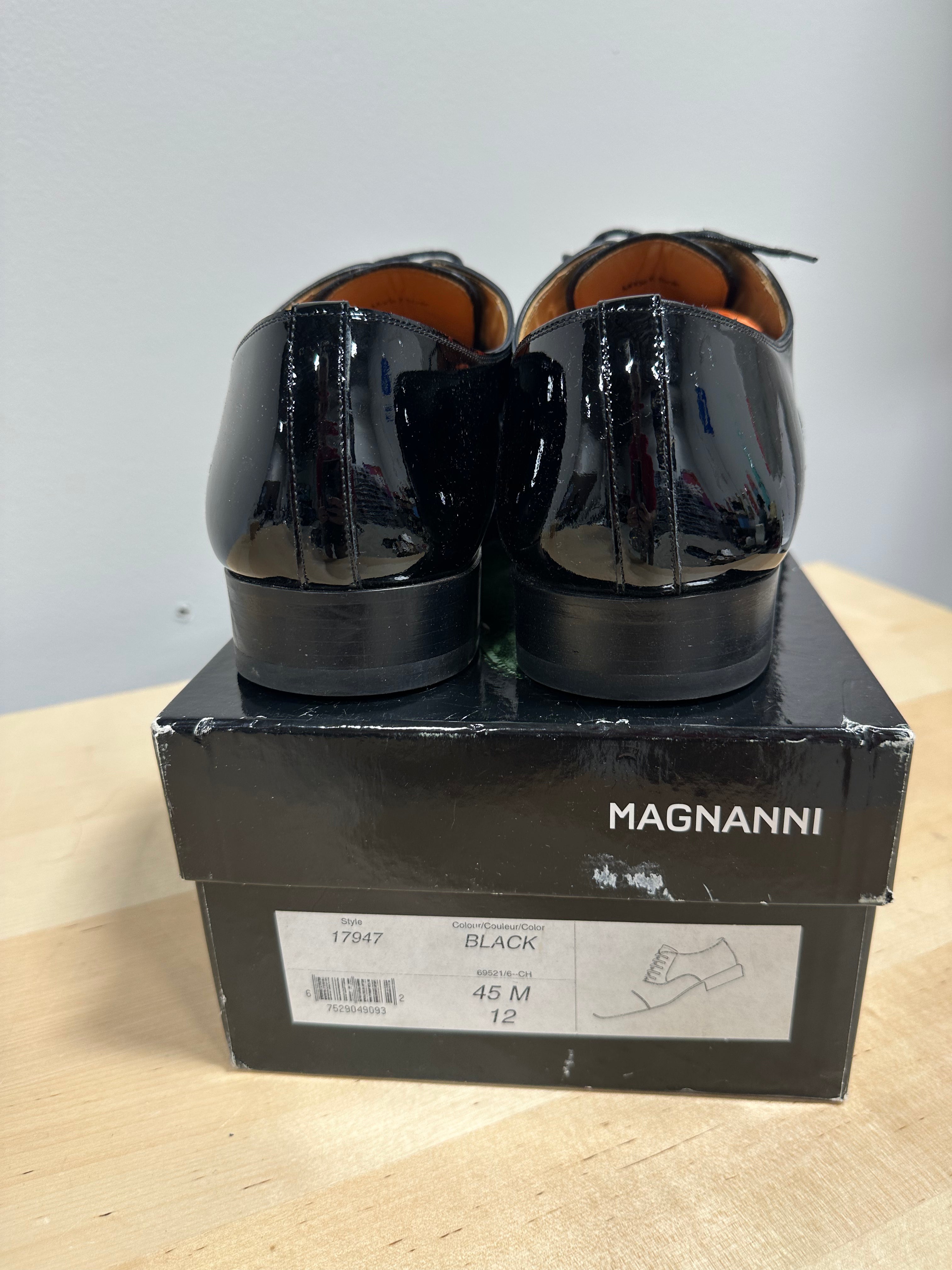 Magnanni black dress shoes men's sz 12