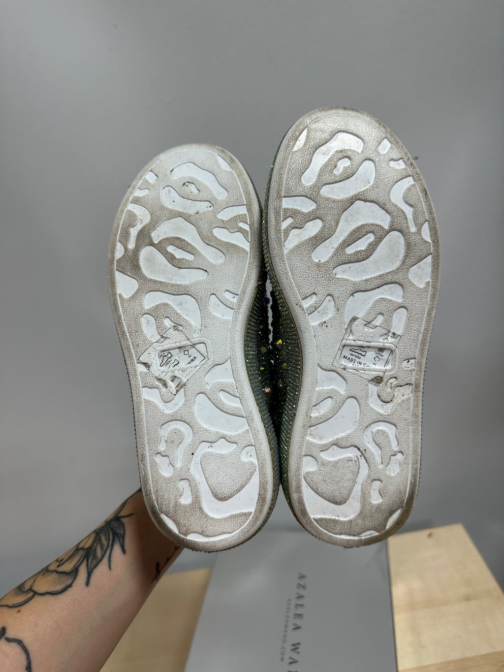 Azalea Wang Azure Silver Rhinestone Sneakers sz 7