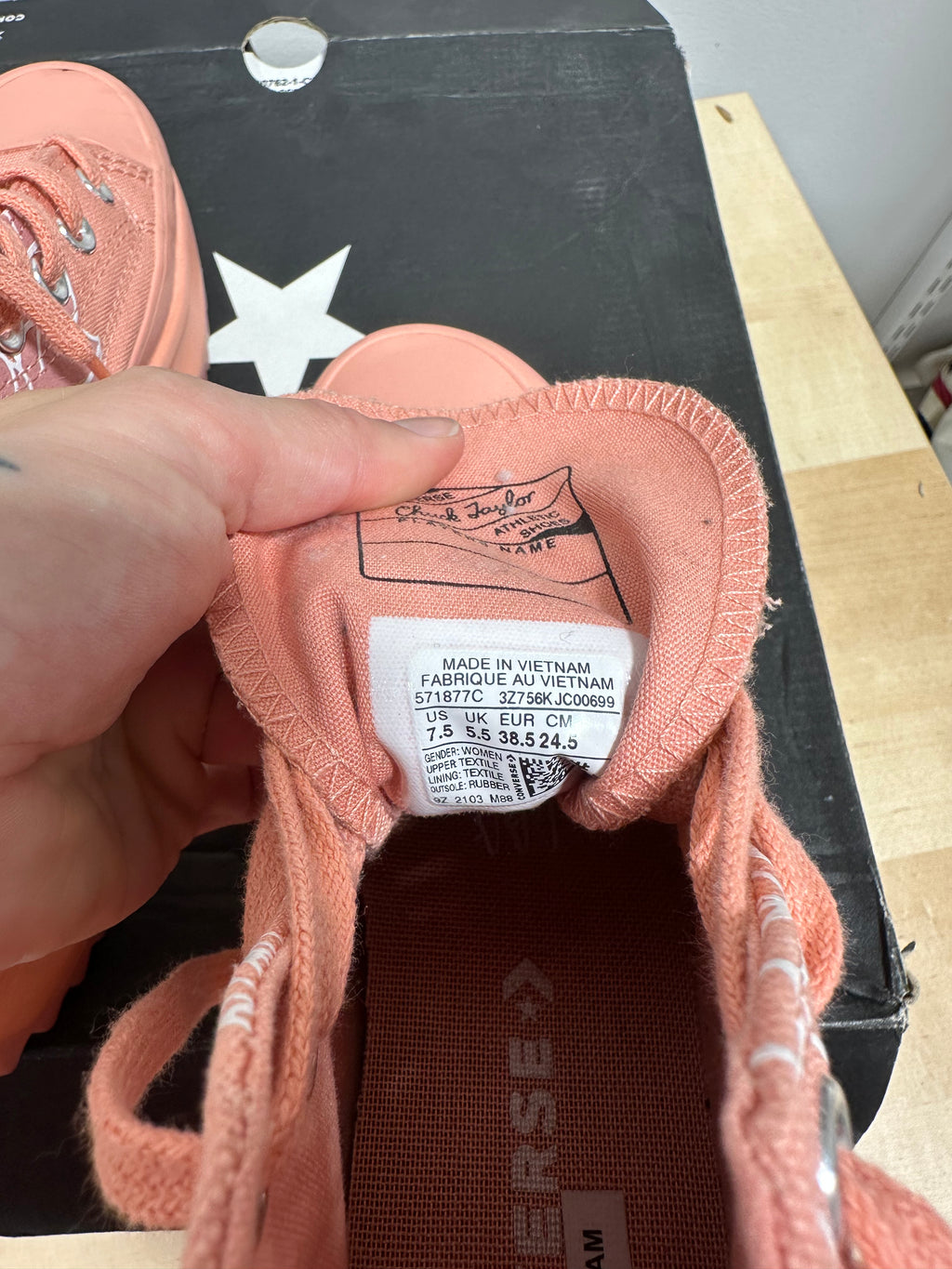 Converse Run Star Hike Platform sneakers in Pink Quartz sz 7.5