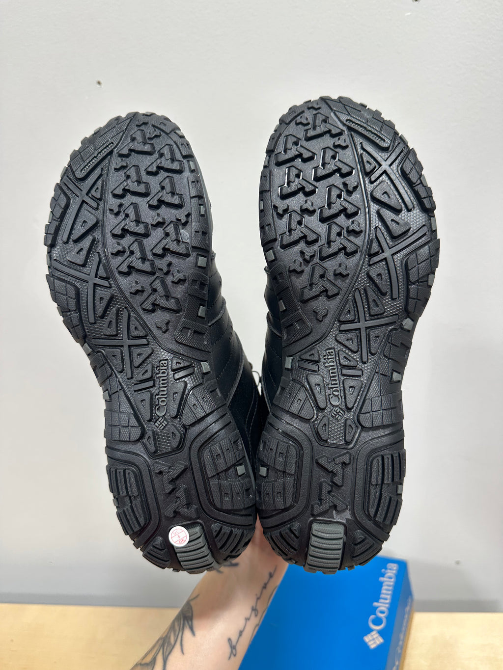 NEW Columbia Men's Woodburn II Chukka Waterproof Omni-Heat Hiking Shoes men's sz 12