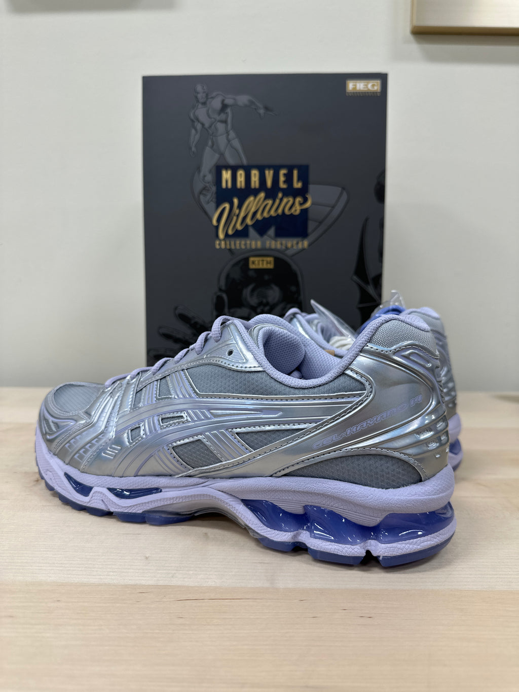 ASICS Gel-Kayano 14 Kith Marvel Villains Silver Surfer (Comic Included) Sz 11.5