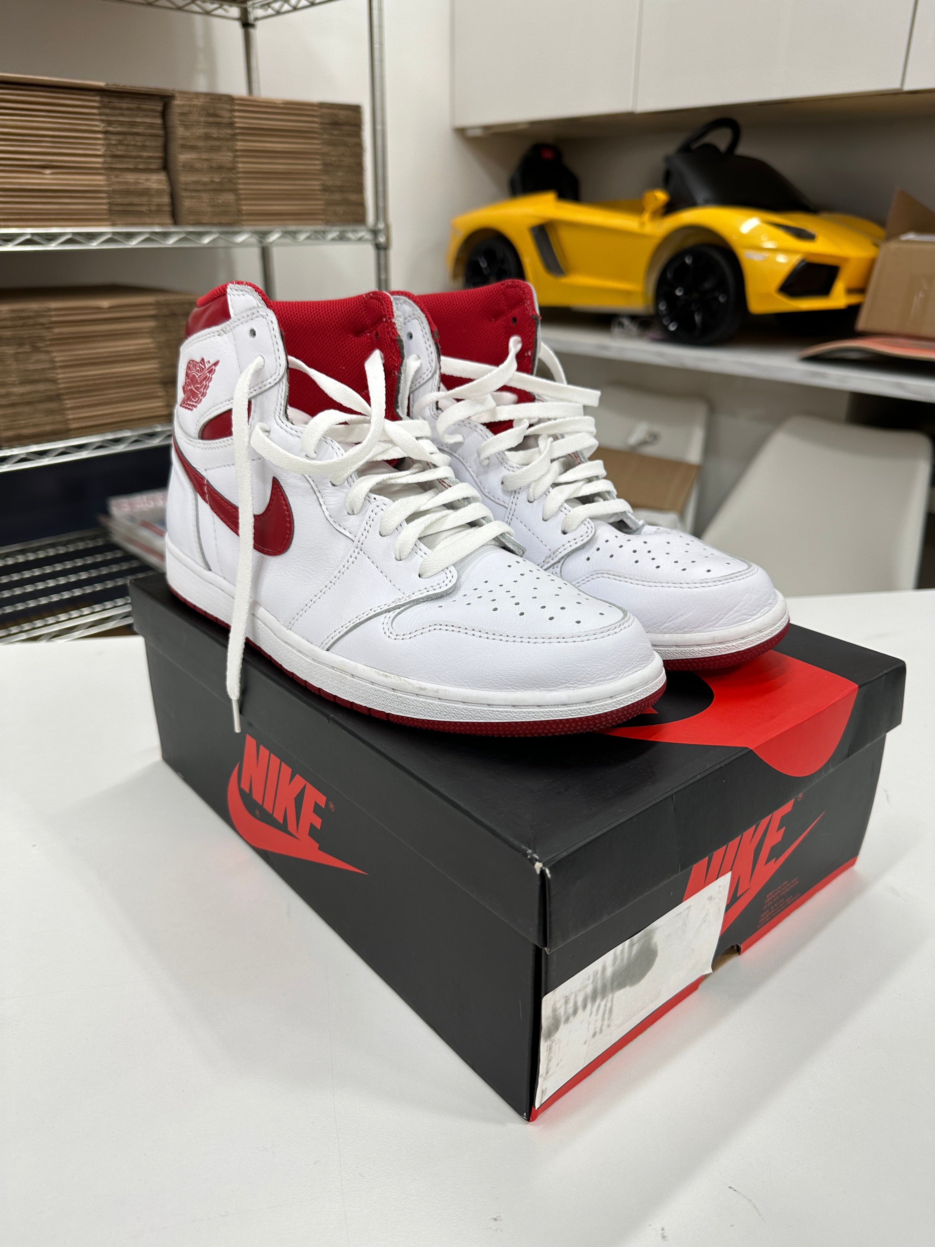 Jordan 1 Retro Metallic Red (2017) Sz 11.5