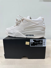 Load image into Gallery viewer, Jordan 4 RM Legend Light Brown Sz M10.5 (W12)
