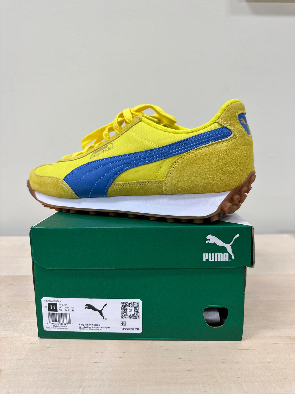 PUMA Easy Rider Vintage Sz 11 Yellow