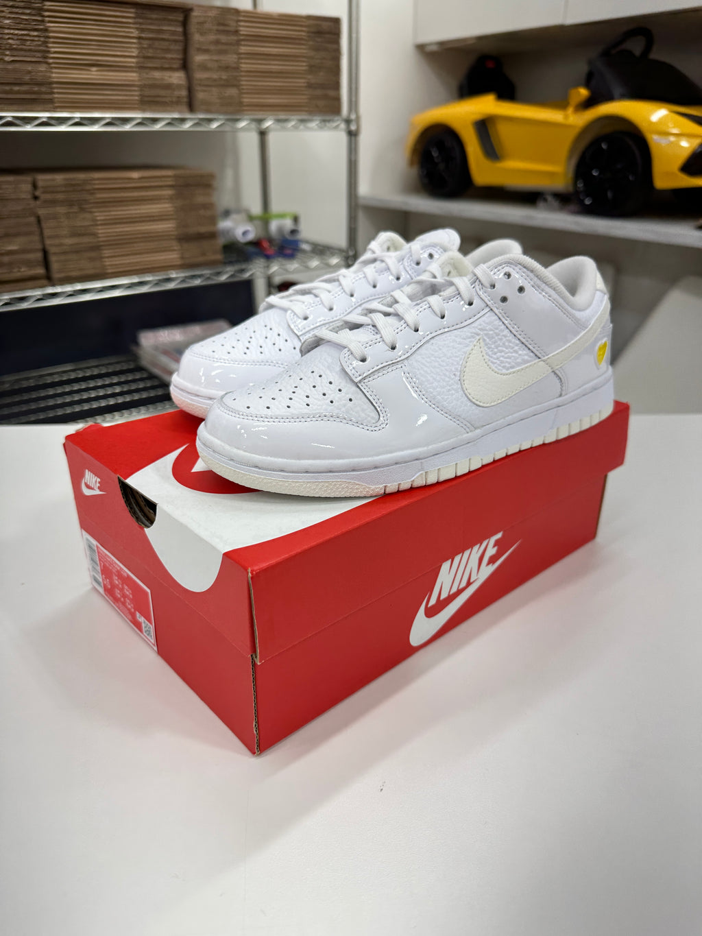 Nike Dunk Low Valentine's Day Yellow Heart Sz 7W