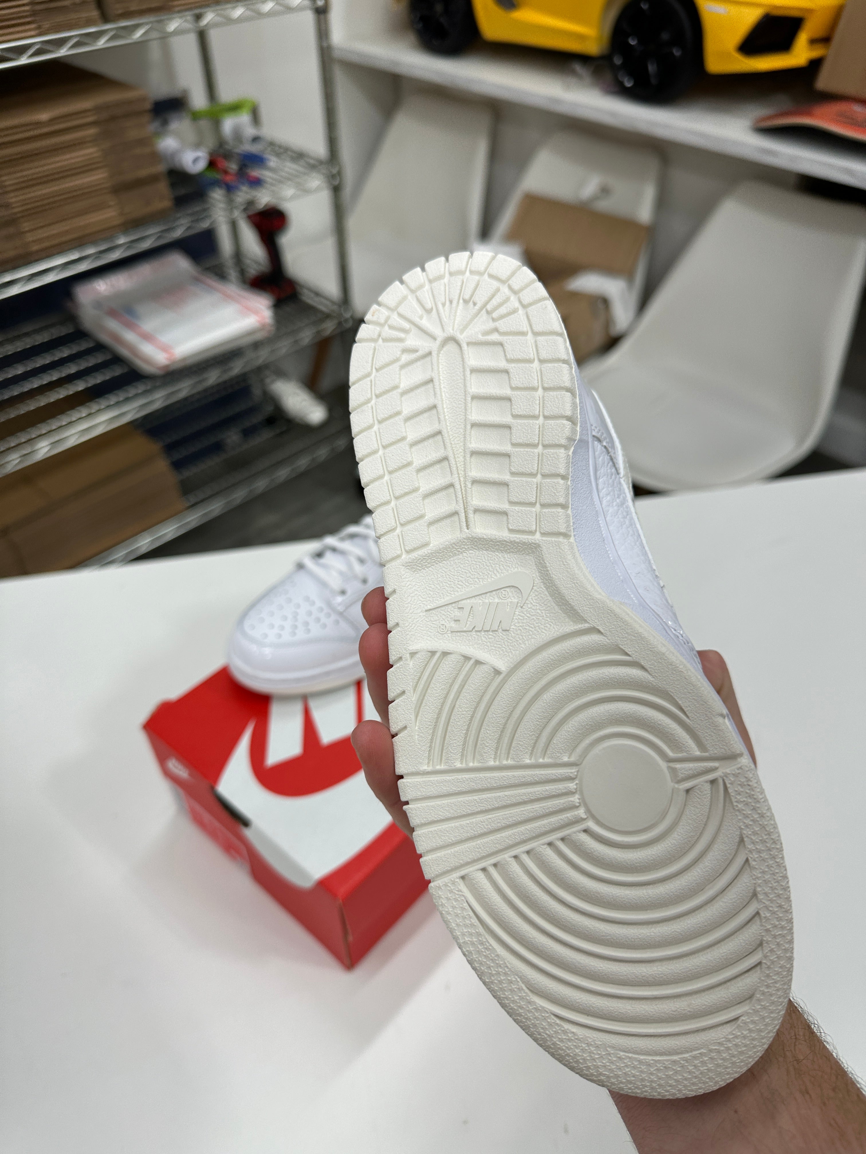Nike Dunk Low Valentine's Day Yellow Heart Sz 7W