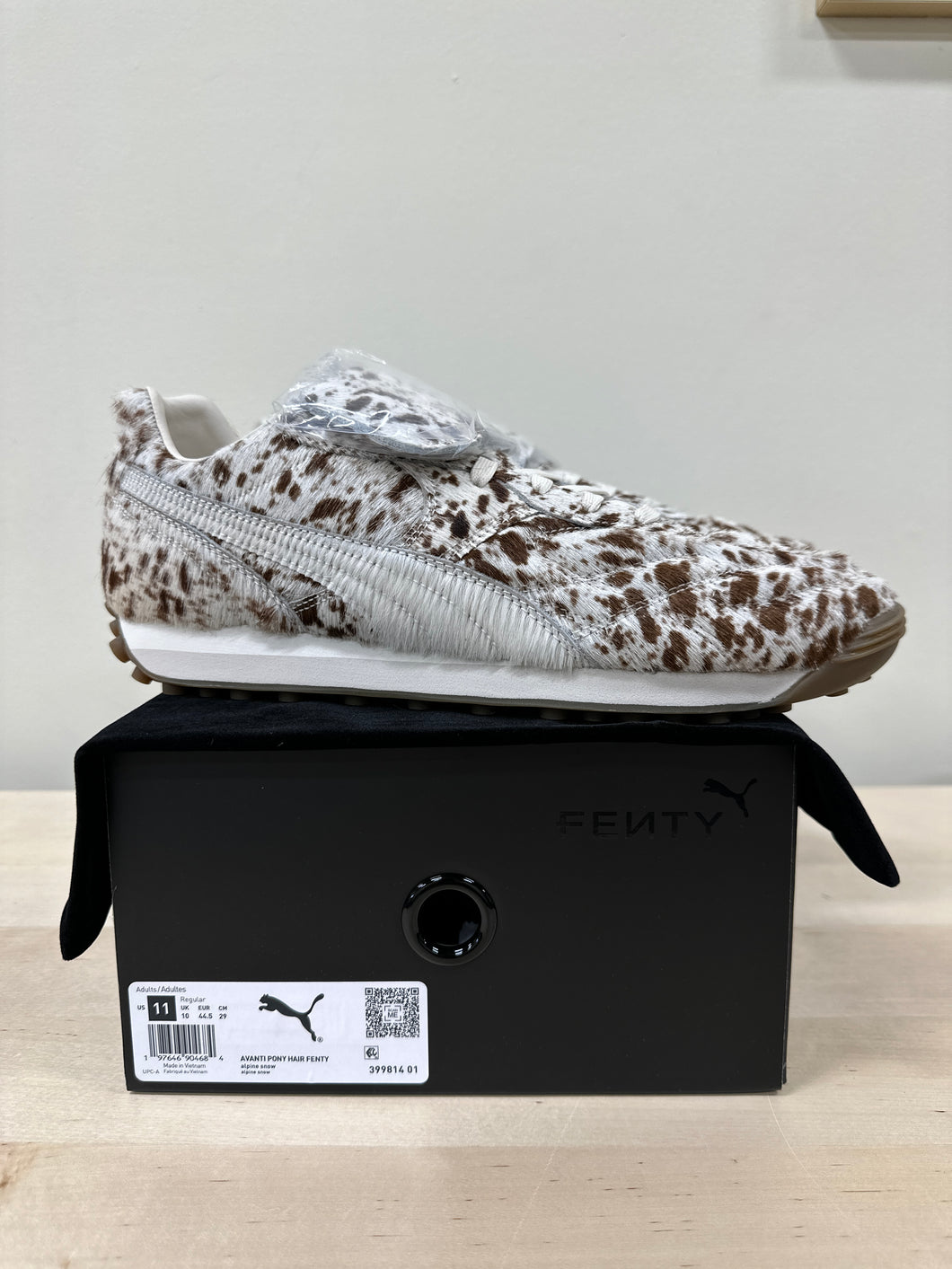 Puma Avanti Pony Hair Rihanna Fenty Alpine Snow Sz 11