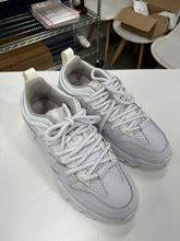 Load image into Gallery viewer, NoTwoWays White Sneaker Sz 11 No Box
