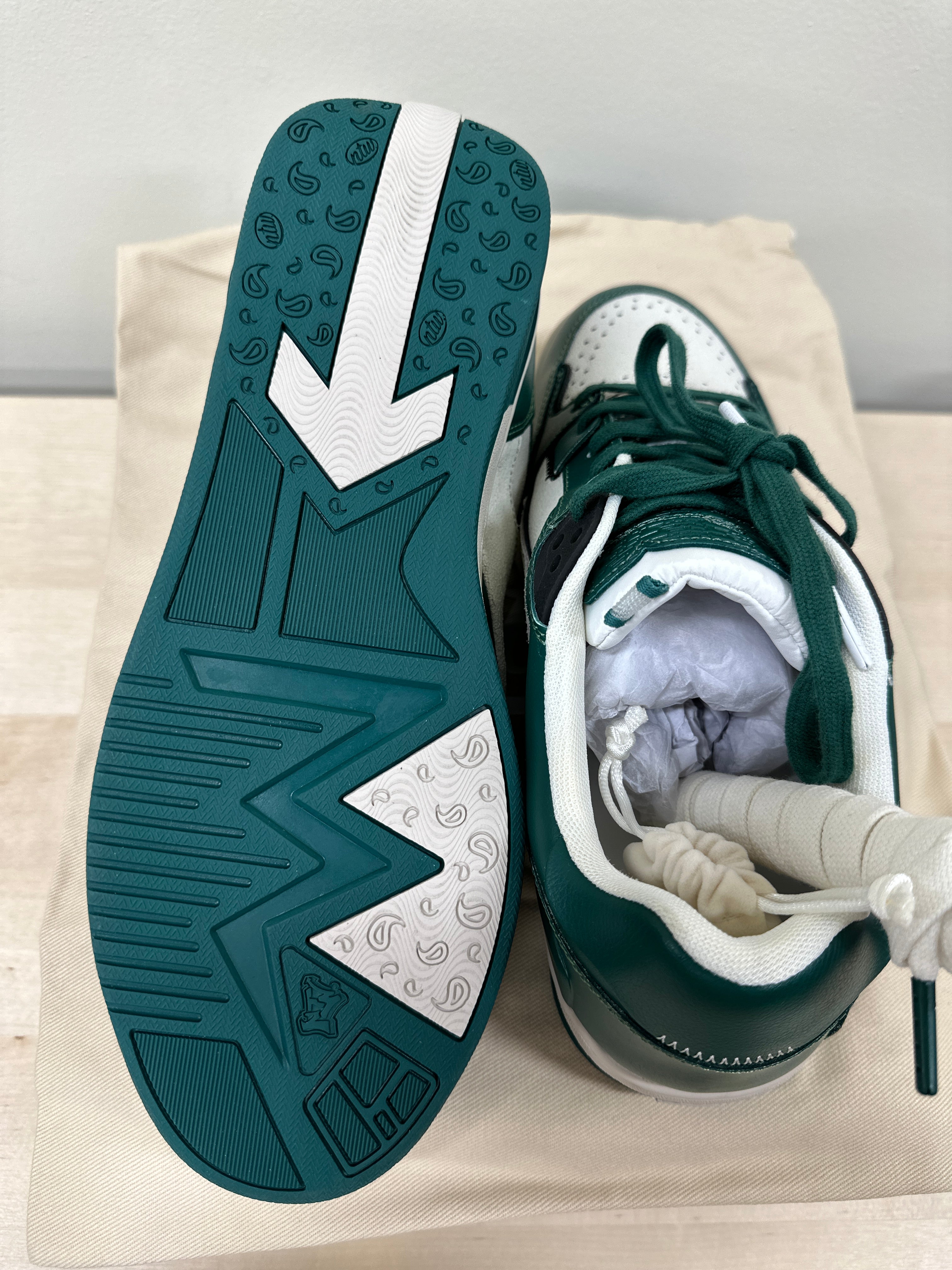 NoTwoWays Formula Sneaker Sz 12 US (11 UK)