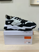 Load image into Gallery viewer, NoTwoWays M1 Black.White Sz 12 US (11UK)
