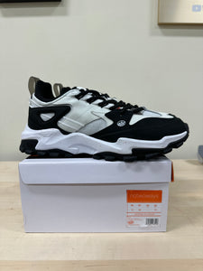 NoTwoWays M1 Black.White Sz 12 US (11UK)
