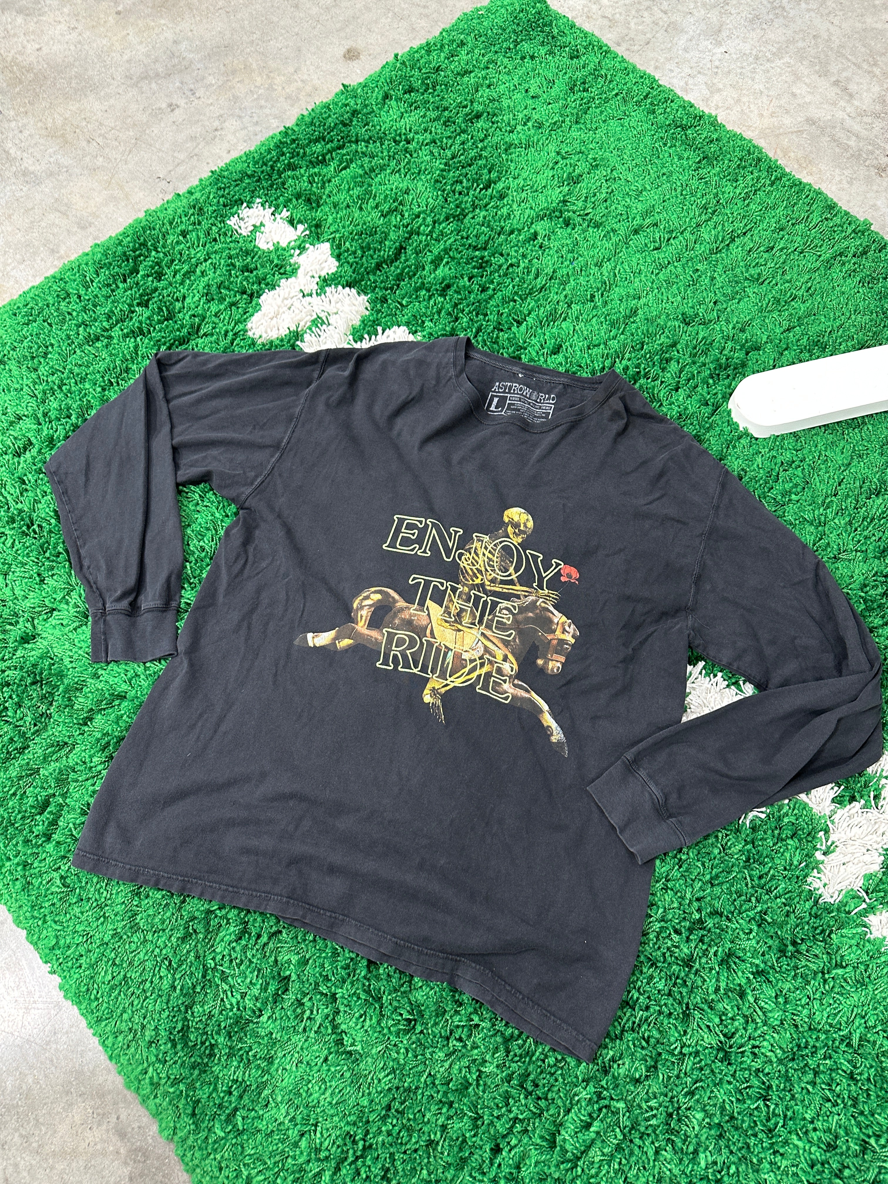 Travis Scott Astroworld L/S Sz L