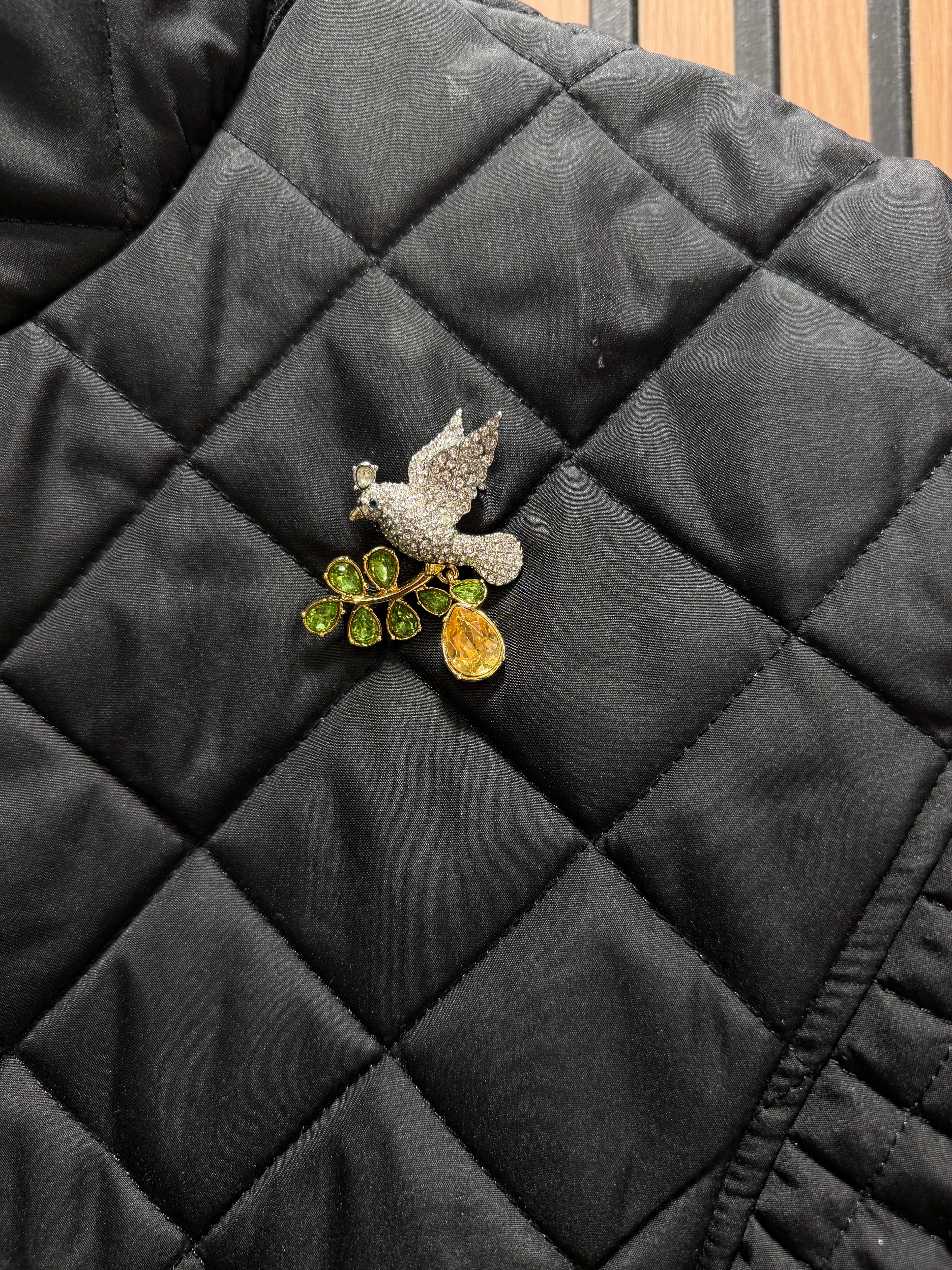 Appleseed's Women's Berkshire Quilted Jacket sz 2XL With Tablots Broach