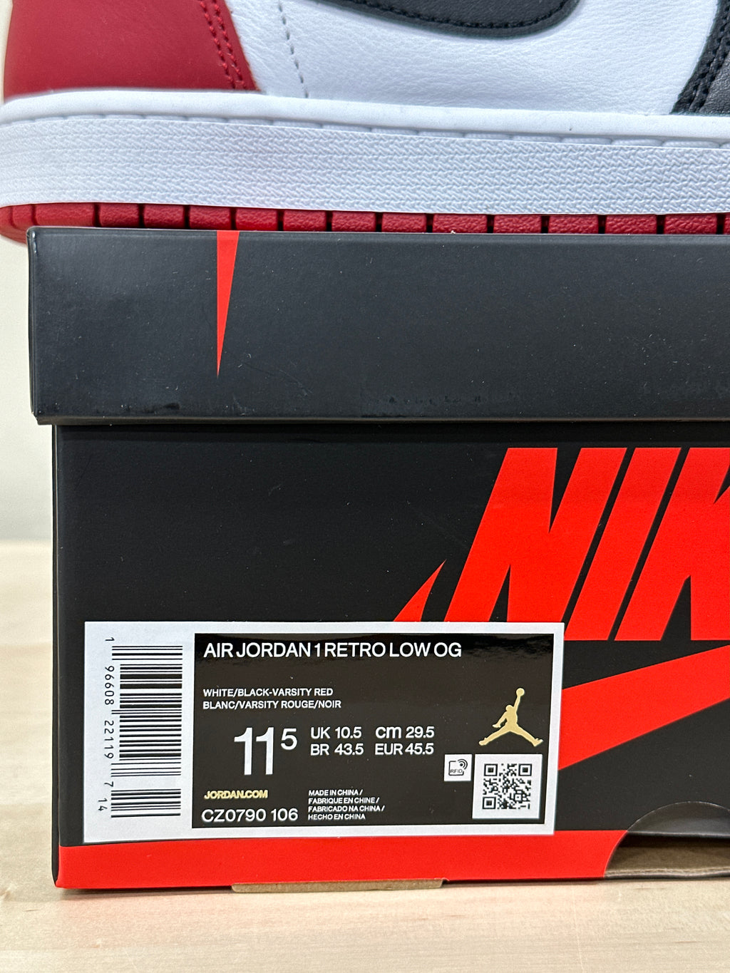 Air Jordan 1Low OG "Black Toe" Sz 11.5