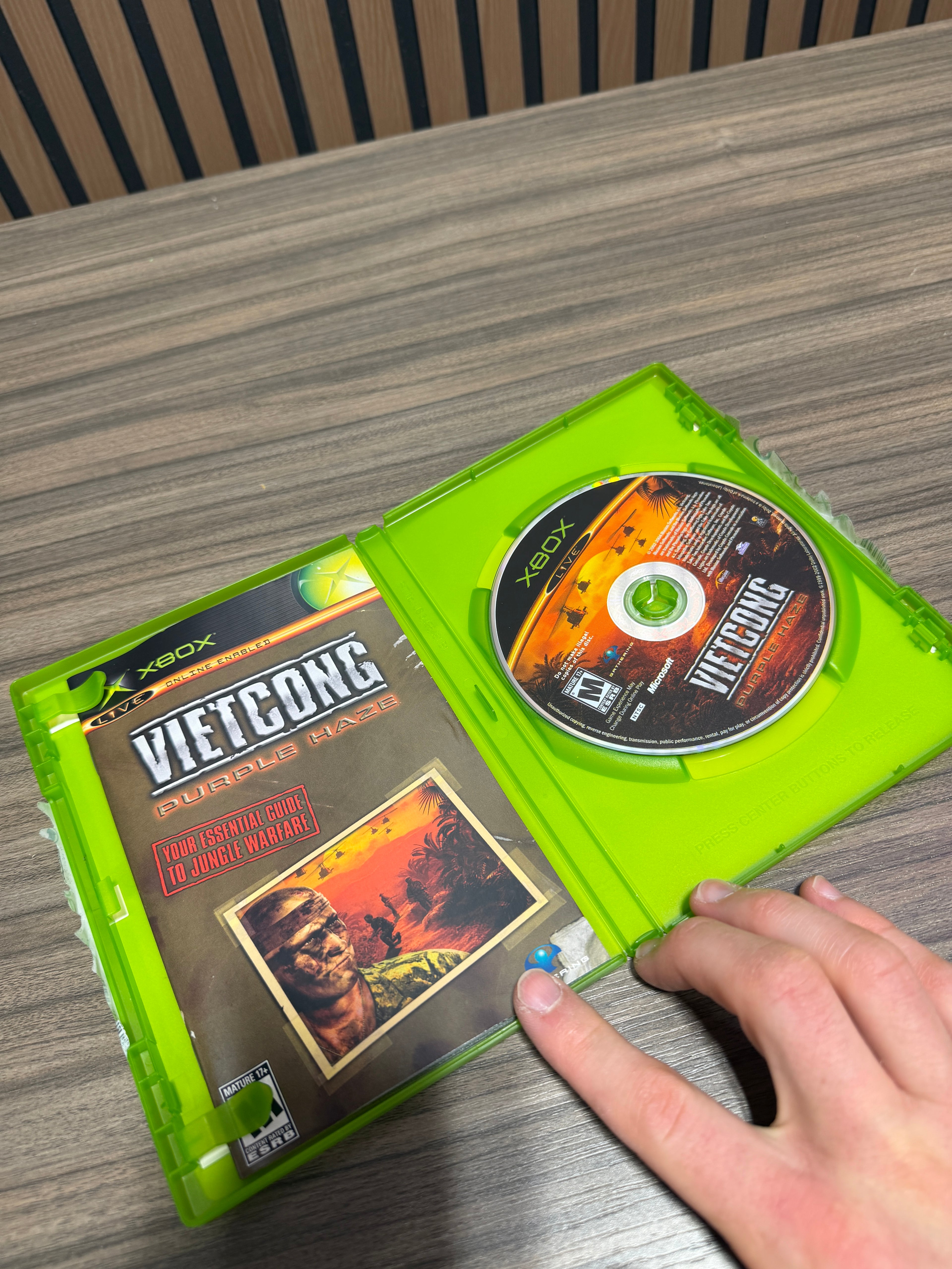 Vietcong: Purple Haze - Microsoft Xbox - Complete In Box CIB