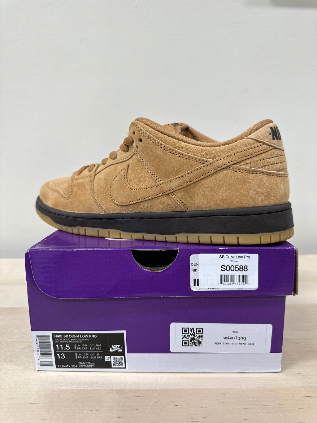 Nike SB Dunk Low Wheat Sz 11.5