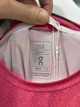 Load image into Gallery viewer, On Cloud T-Shirt Multi Color Sz M
